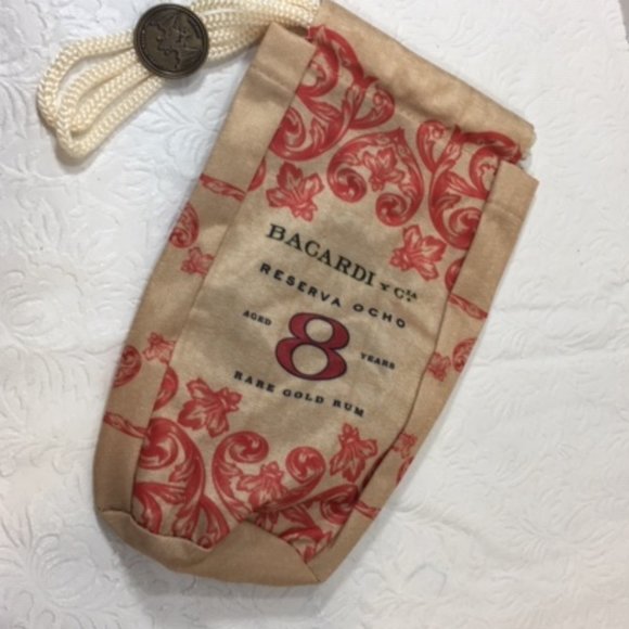 NEW 4 Bacardi Reserva Ocho Rum Drawstring Promo Liquor Bags 4x8 Collectors - Picture 4 of 8